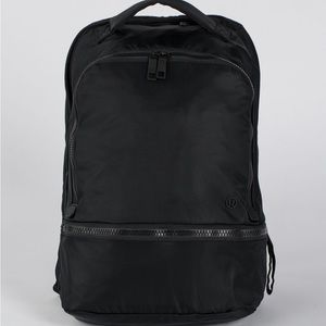 Black City Adventure Backpack 21L